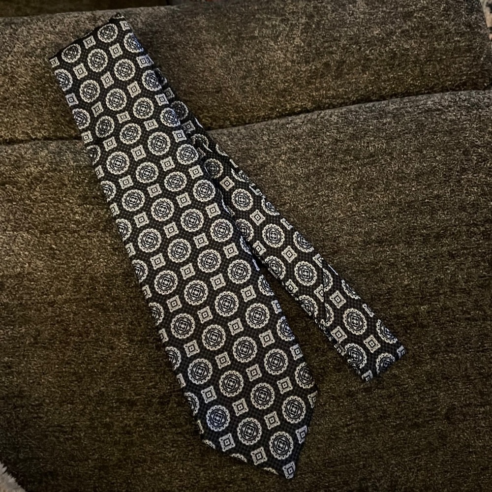 Daniel Cremieux Blue/Gray Tie